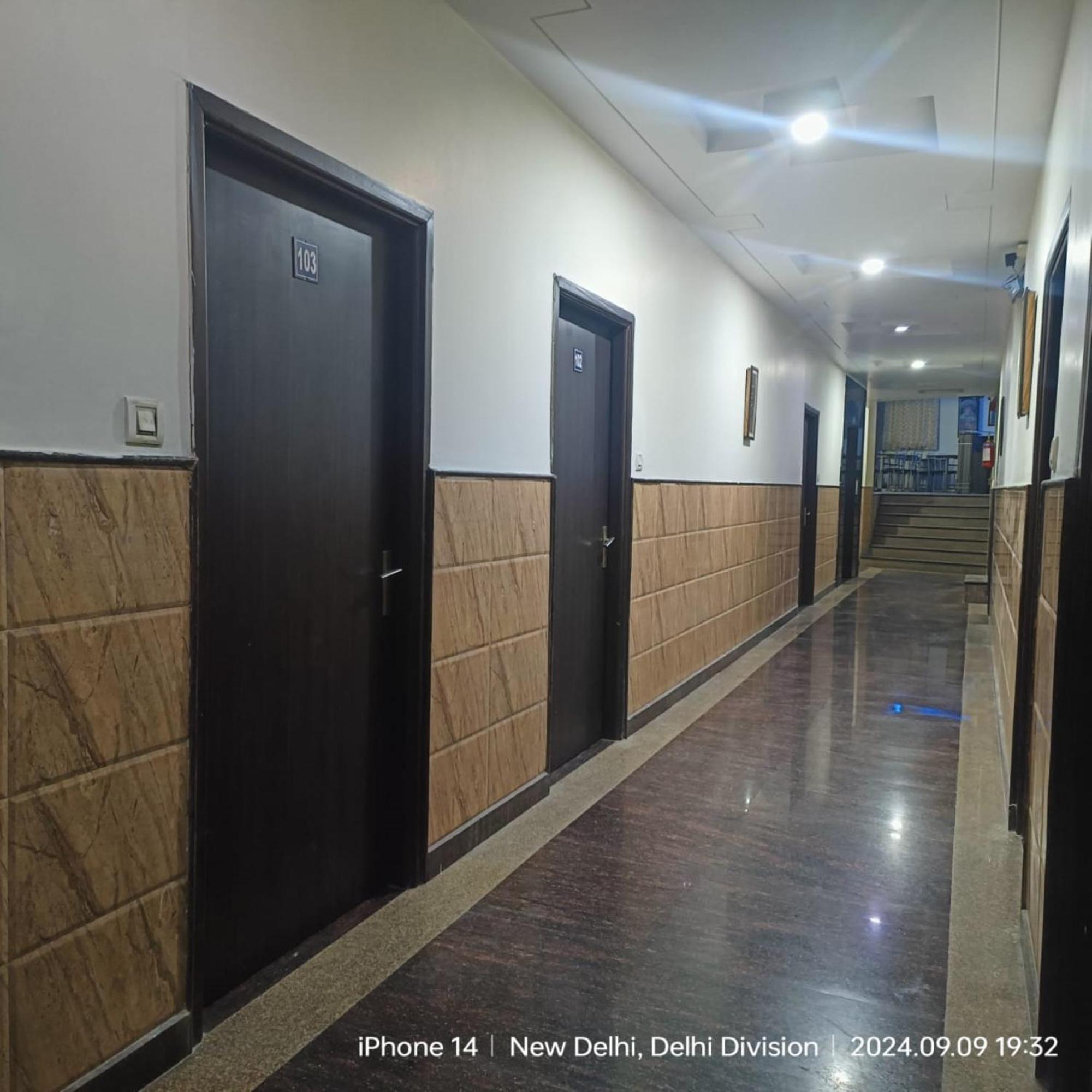 Jet Fox By Aero View Hotel, Delhi Airport Hotel New Delhi