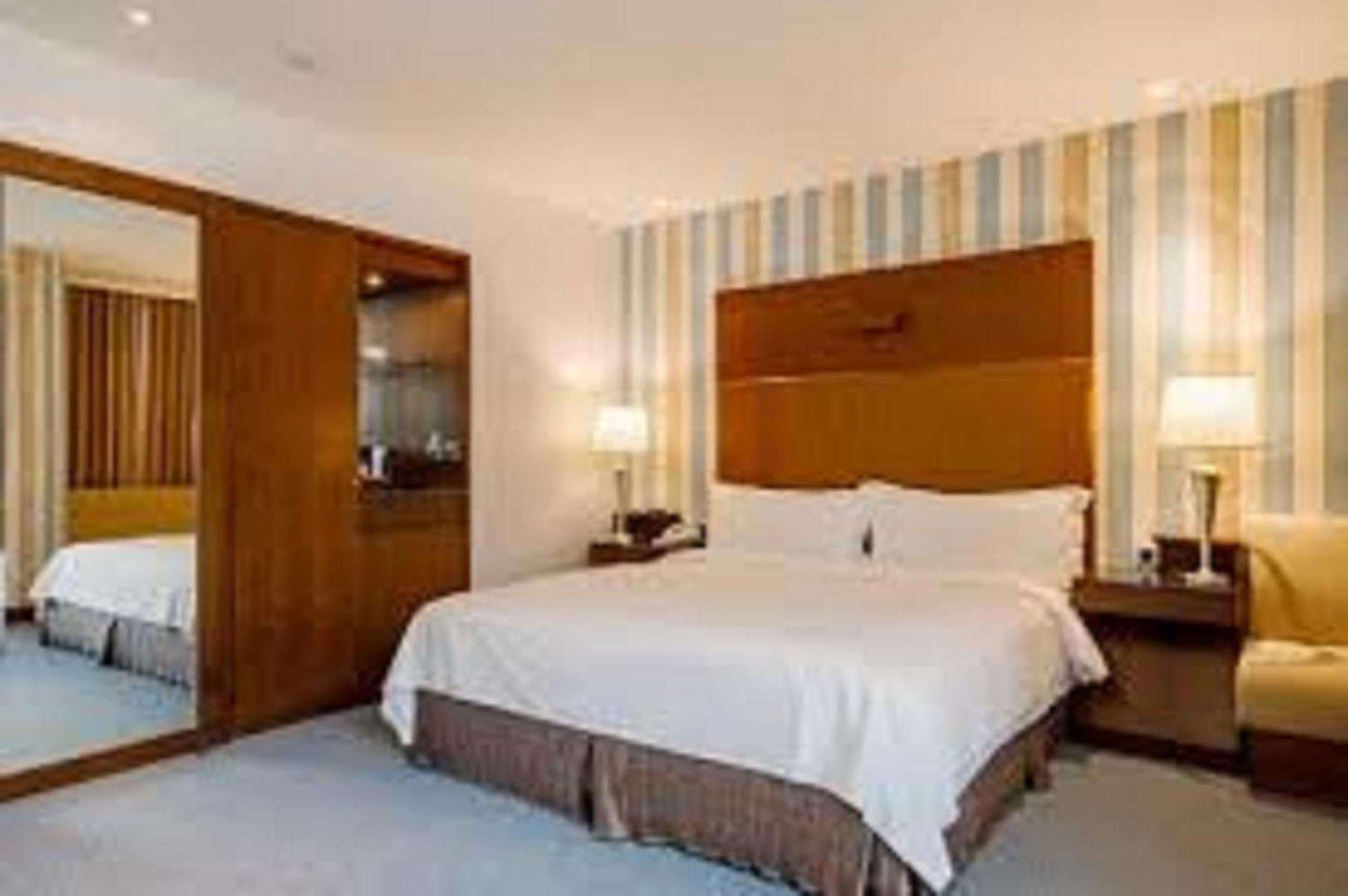 Jet Fox By Aero View Hotel, Delhi Airport Hotel New Delhi